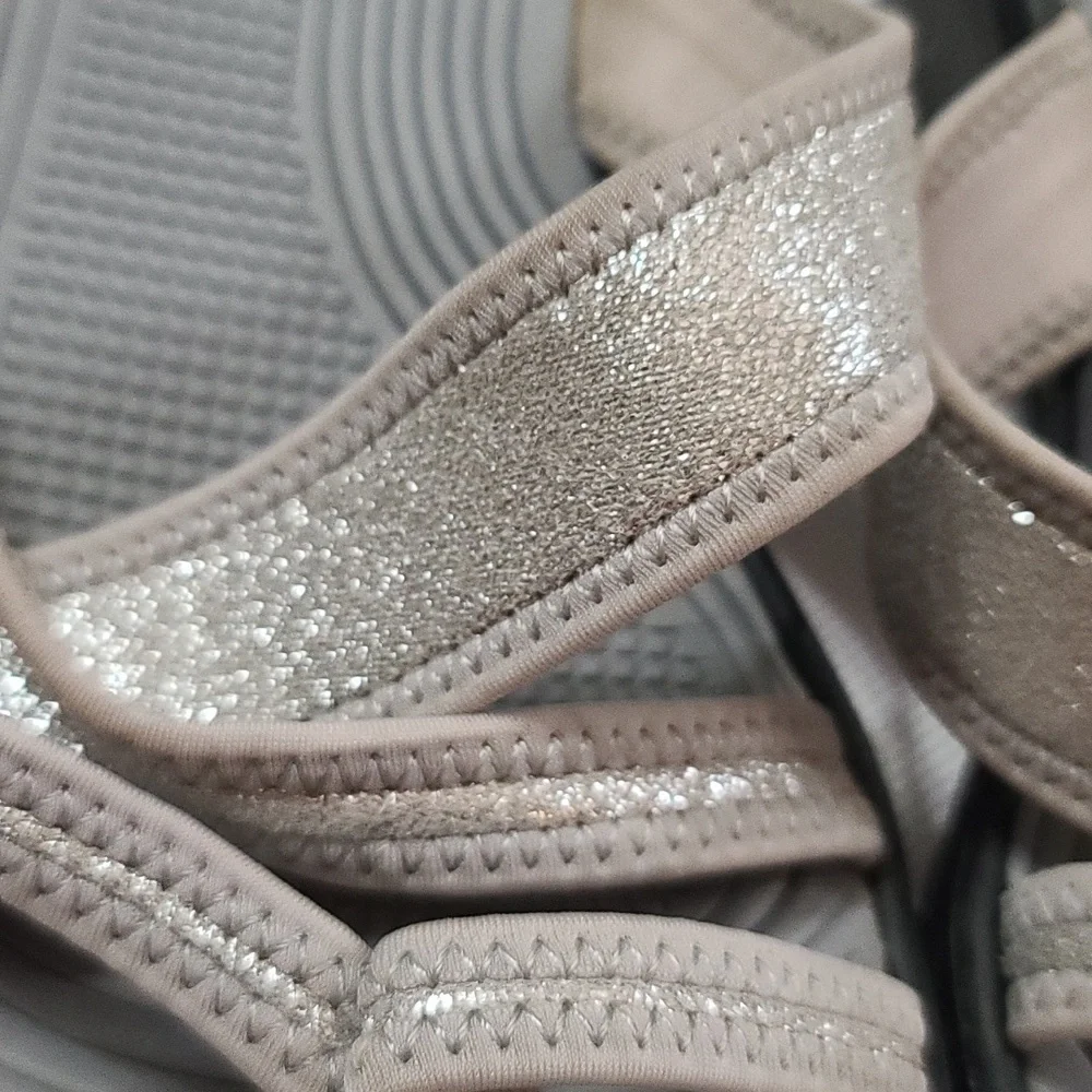 Skechers Womens Wedge‎ Sandals Strappy Shimmery Silver Approx Sz 10 GUC READ